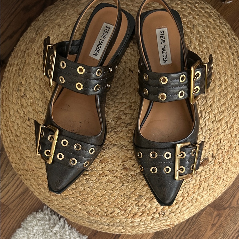 Steve Madden Brown and Gold Buckle Flats Ganni Feminine Ballerina Buckle Graya